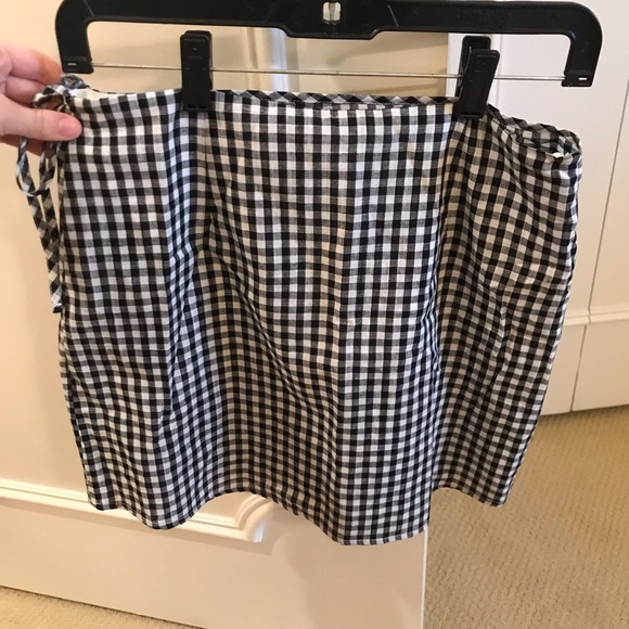NWOT Wild Honey Gingham Wrap Mini-Skirt - Picture 2 of 4
